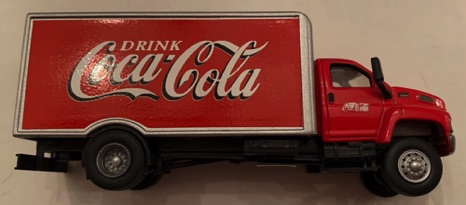 10333-1 € 10,00 coca cola vrachtwagen drink cc ca 9 cm.jpeg